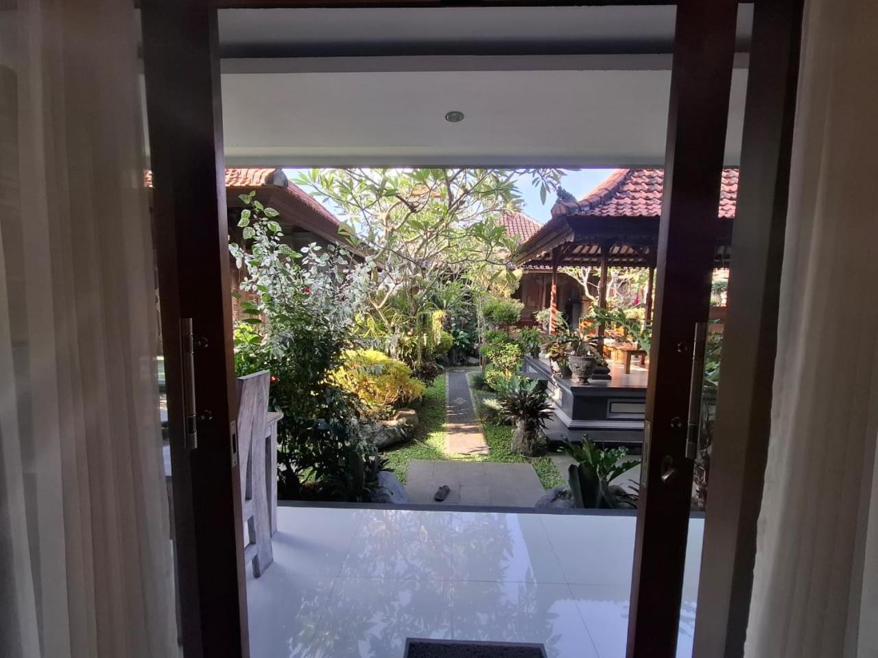 Nang Ade House Hotel Убуд Екстериор снимка