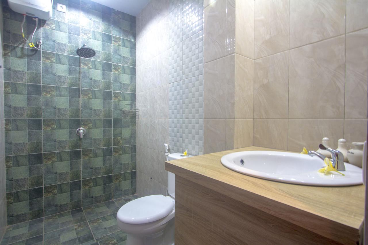 Nang Ade House Hotel Убуд Екстериор снимка