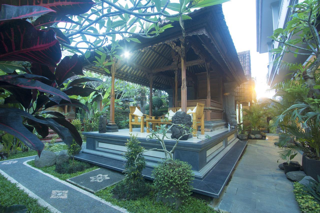 Nang Ade House Hotel Убуд Екстериор снимка